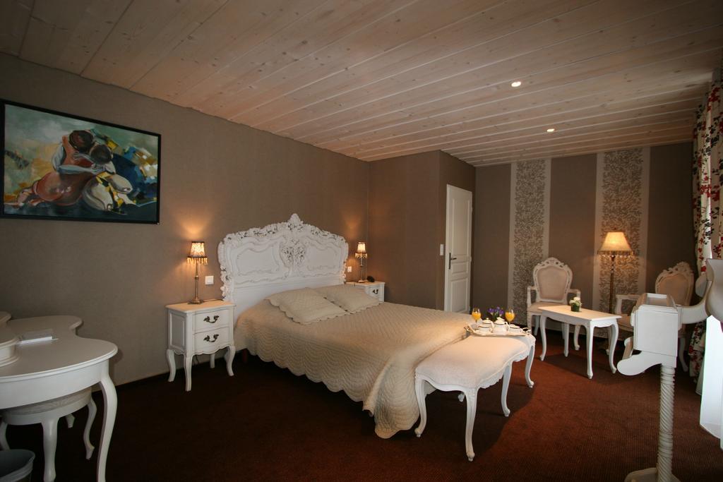 Hotel Restaurant Taillard Goumois Exteriör bild